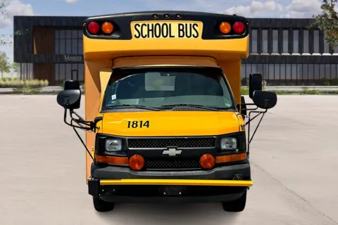 Photos of 2015 Chevrolet 3500 for sale in Ozark, MO at Master's Transportation - Springfield