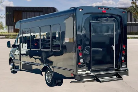 More photos of 2021 Freightliner Sprinter at Master's Transportation - Springfield, MO