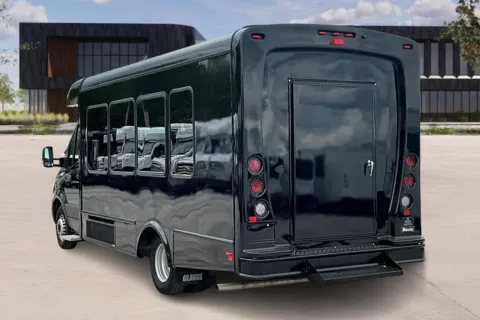 More photos of 2021 Freightliner Sprinter at Master's Transportation - Springfield, MO