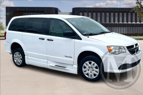 Purple 2019 Dodge GRAND CARAVAN SE for sale in Ozark, MO