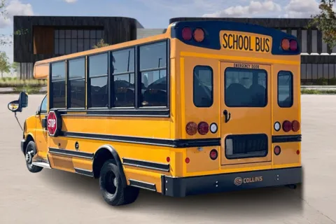 More photos of 2025 Chevrolet 3500 at Master's Transportation - Dallas/Fort Worth, TX