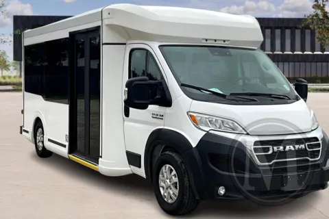 White 2023 New England Wheels Frontrunner for sale in Irving, TX