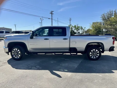 Photos of 2022 Chevrolet Silverado 2500HD Custom for sale in Abilene, TX at Vincent Motor Company