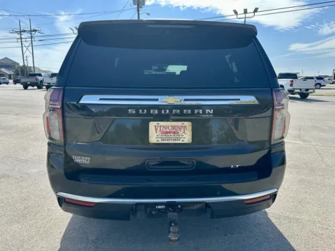 More photos of 2021 Chevrolet Suburban LT at Vincent Motor Company, TX