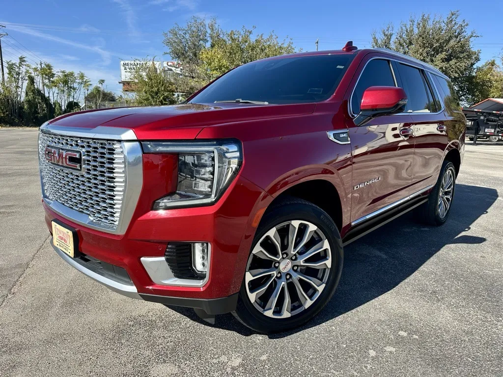 2021 GMC Yukon Denali's photo