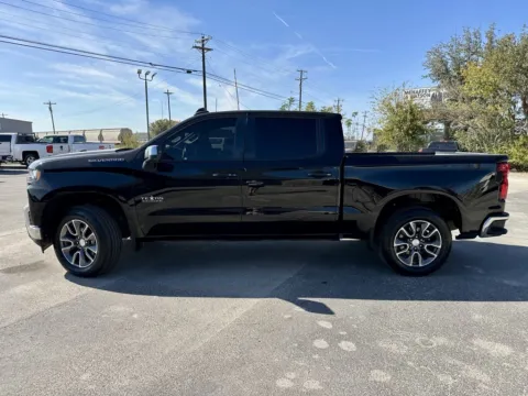 Photos of 2020 Chevrolet Silverado 1500 LT for sale in Abilene, TX at Vincent Motor Company