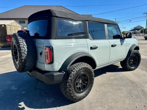 More photos of 2023 Ford Bronco Wildtrak at Vincent Motor Company, TX
