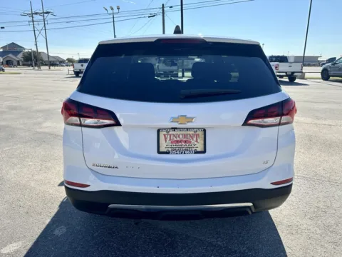 More photos of 2022 Chevrolet Equinox LT at Vincent Motor Company, TX