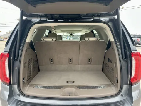 More photos of 2021 GMC Yukon Denali at Vincent Motor Company, TX