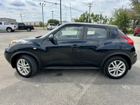 Photos of 2013 Nissan Juke S for sale in Abilene, TX at Vincent Motor Company