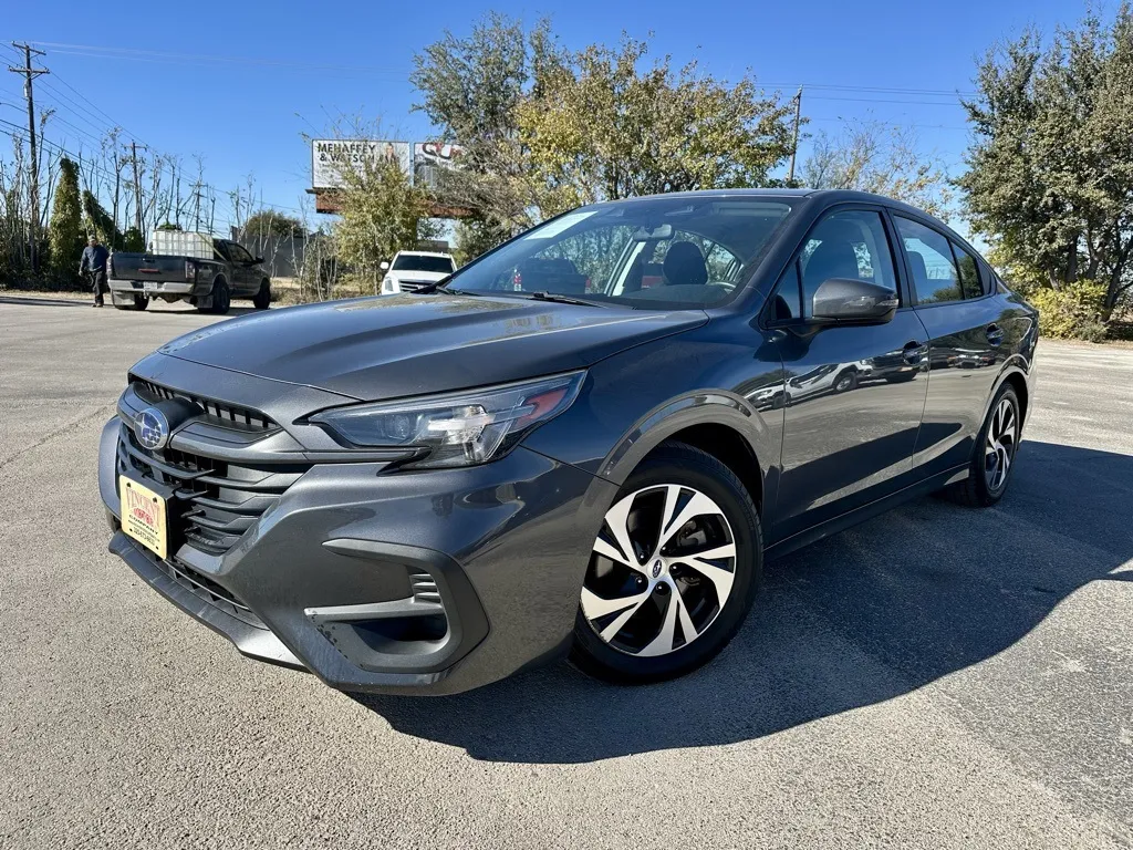 2023 Subaru Legacy Premium's photo