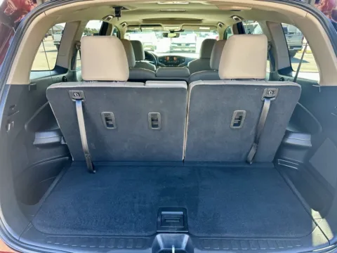 More photos of 2022 Honda Pilot Special Edition at Vincent Motor Company, TX