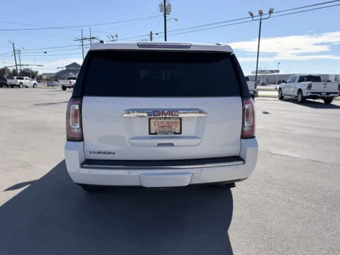 More photos of 2019 GMC Yukon Denali at Vincent Motor Company, TX