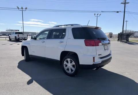 More photos of 2016 GMC Terrain SLT at Vincent Motor Company, TX