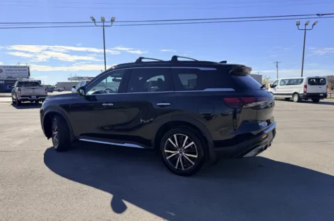 More photos of 2024 INFINITI QX60 Autograph at Vincent Motor Company, TX