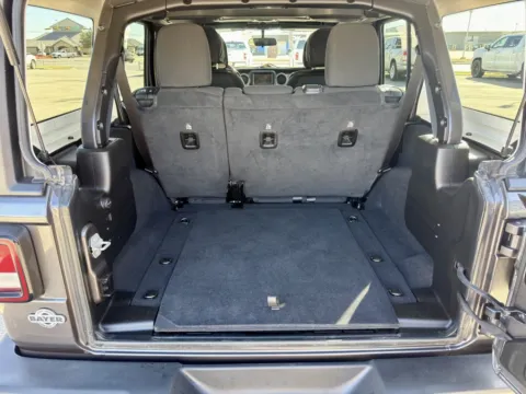 More photos of 2020 Jeep Wrangler Unlimited Sport S at Vincent Motor Company, TX