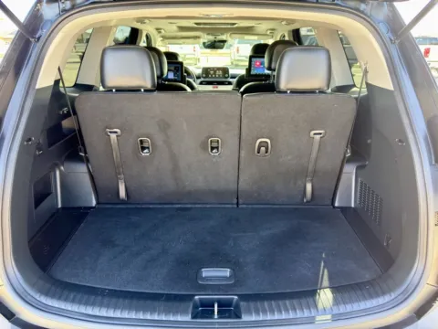 More photos of 2021 Kia Telluride S at Vincent Motor Company, TX