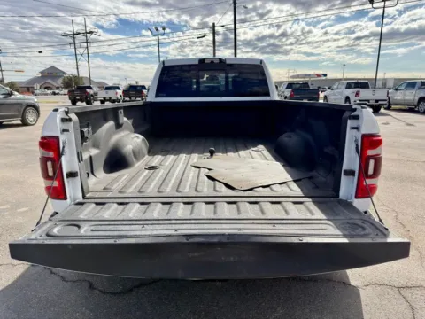 More photos of 2022 Ram 3500 Laramie at Vincent Motor Company, TX