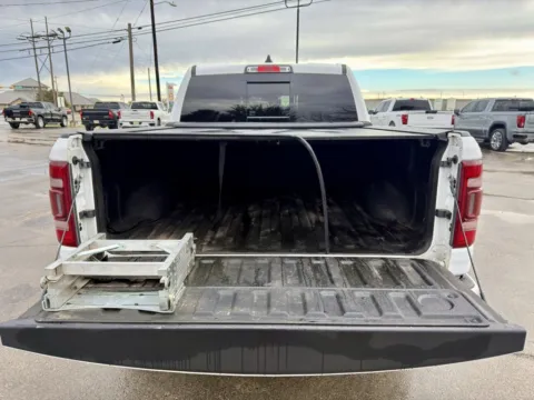 More photos of 2022 Ram 1500 Laramie at Vincent Motor Company, TX
