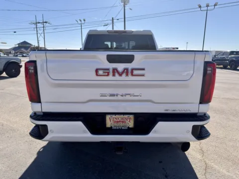 More photos of 2024 GMC Sierra 2500HD Denali at Vincent Motor Company, TX