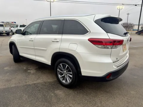 Another view of 2019 Toyota Highlander for sale in Abilene, TX at Vincent Motor Company
