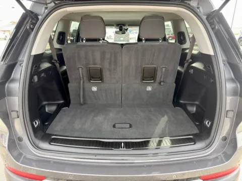 More photos of 2023 Jeep Grand Cherokee L Laredo at Vincent Motor Company, TX