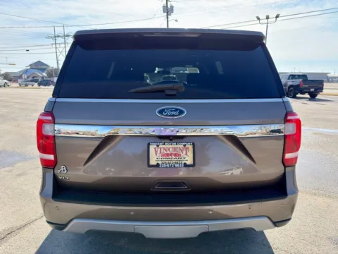 More photos of 2019 Ford Expedition XLT at Vincent Motor Company, TX