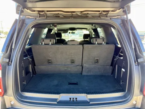 More photos of 2019 Ford Expedition XLT at Vincent Motor Company, TX