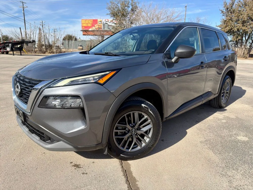 2022 Nissan Rogue S