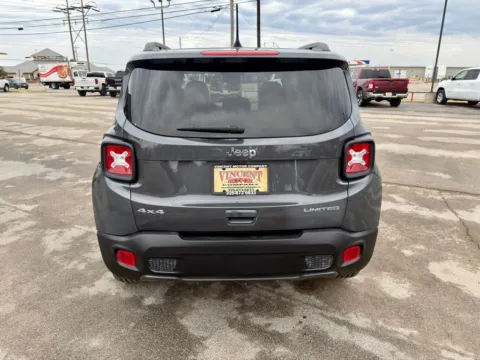 More photos of 2022 Jeep Renegade Limited at Vincent Motor Company, TX