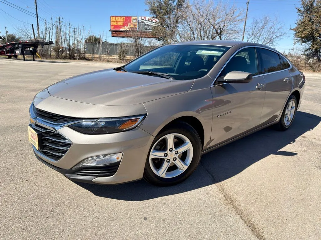 Gray 2024 Chevrolet Malibu LT for sale in Abilene, TX