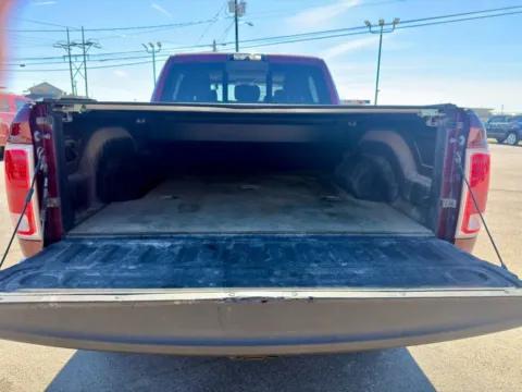 More photos of 2017 Ram 3500 Laramie at Vincent Motor Company, TX