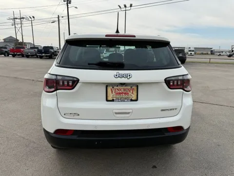 More photos of 2018 Jeep Compass Sport at Vincent Motor Company, TX