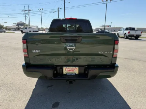 More photos of 2022 Nissan Frontier SV at Vincent Motor Company, TX