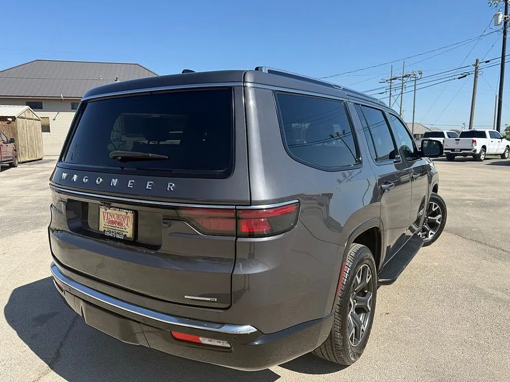 2024 Jeep Wagoneer Series III - Photo 5
