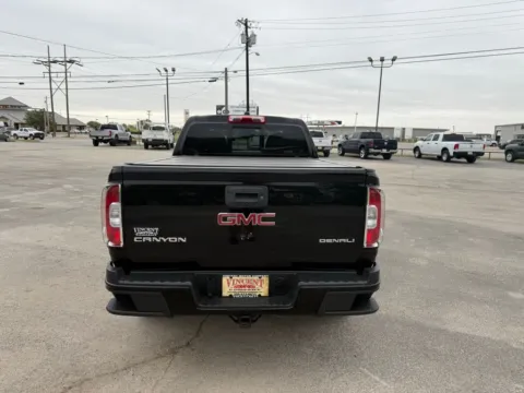 More photos of 2019 GMC Canyon Denali at Vincent Motor Company, TX