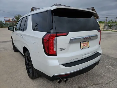 More photos of 2022 GMC Yukon Denali at Vincent Motor Company, TX