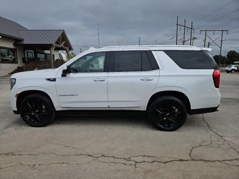 Another view of 2022 GMC Yukon Denali for sale in Abilene, TX at Vincent Motor Company