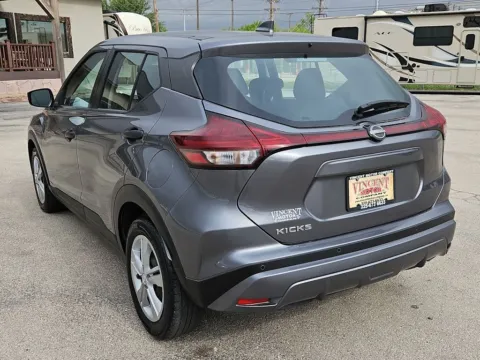 More photos of 2023 Nissan Kicks S at Vincent Motor Company, TX