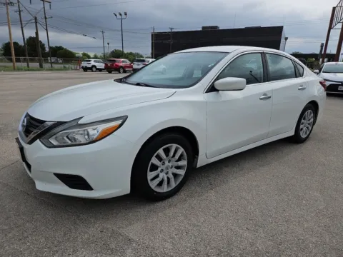 Photos of 2018 Nissan Altima 2.5 S for sale in Abilene, TX at Vincent Motor Company