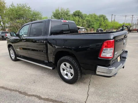 More photos of 2021 Ram 1500 Big Horn/Lone Star at Vincent Motor Company, TX