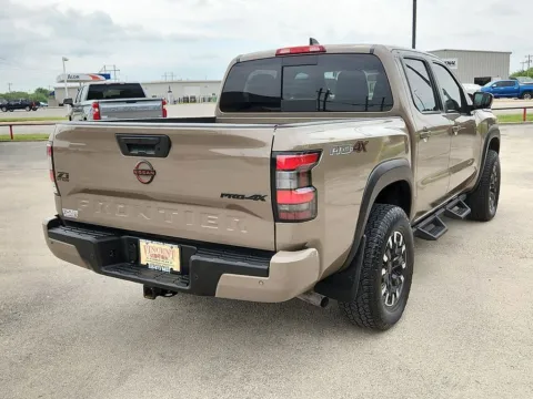 More photos of 2023 Nissan Frontier PRO-4X at Vincent Motor Company, TX