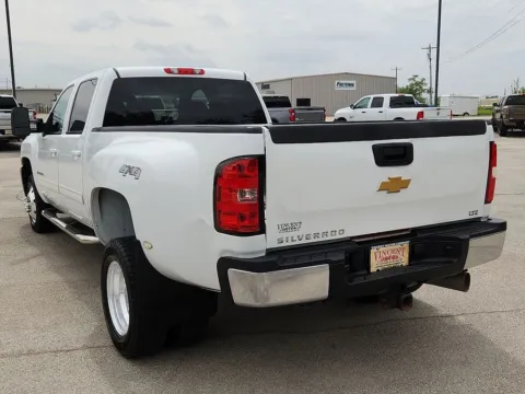 Another view of 2009 Chevrolet Silverado 3500HD LTZ for sale in Abilene, TX at Vincent Motor Company