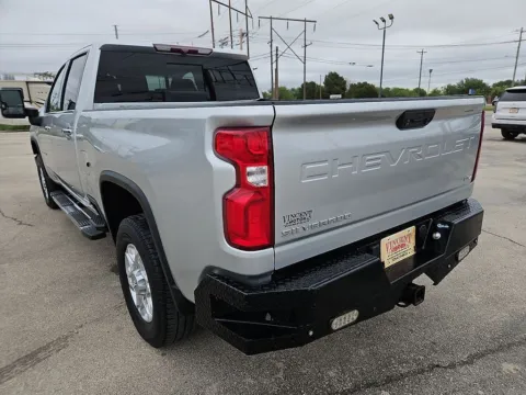 More photos of 2020 Chevrolet Silverado 2500HD LTZ at Vincent Motor Company, TX