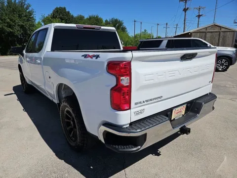 More photos of 2023 Chevrolet Silverado 1500 LT at Vincent Motor Company, TX