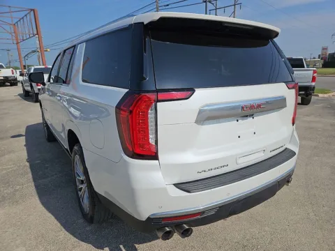 More photos of 2021 GMC Yukon XL Denali at Vincent Motor Company, TX