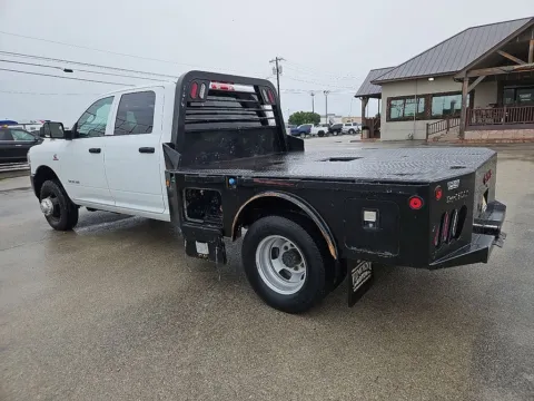 More photos of 2022 Ram 3500 Tradesman at Vincent Motor Company, TX