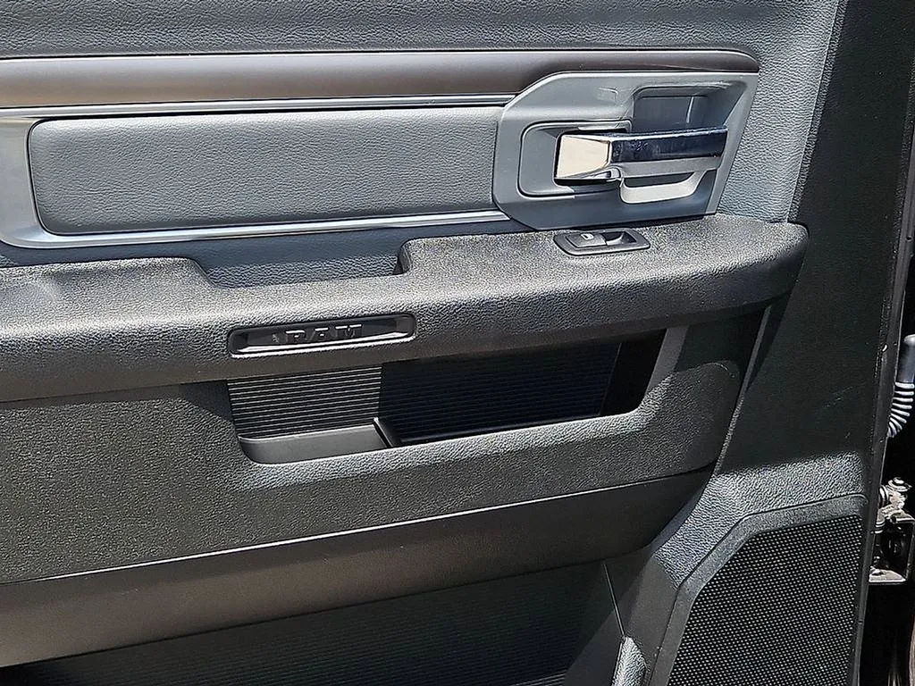 2023 RAM Ram 1500 Classic SLT - Photo 17