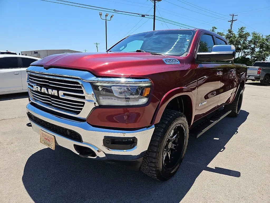 2020 RAM 1500 Laramie 4x4 Crew Cab 5'7's photo