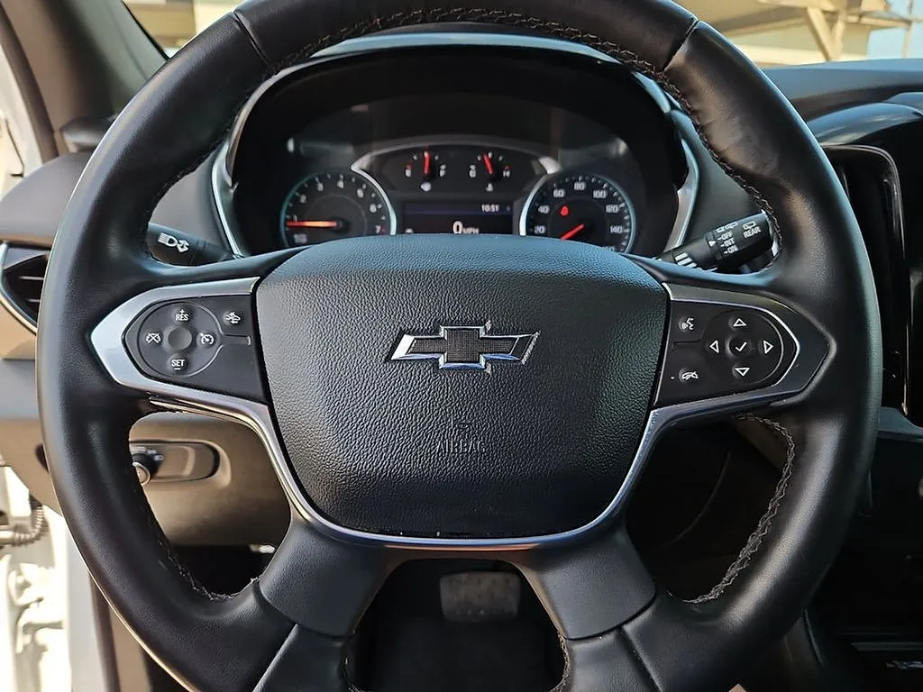 2023 Chevrolet Traverse 1LT - Photo 30